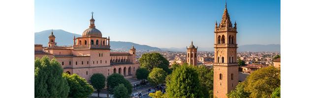 Vista panorámica de la Alhambra de Granada o la Giralda de Sevilla